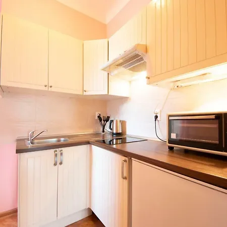 Zivnostenska 4 * Братислава